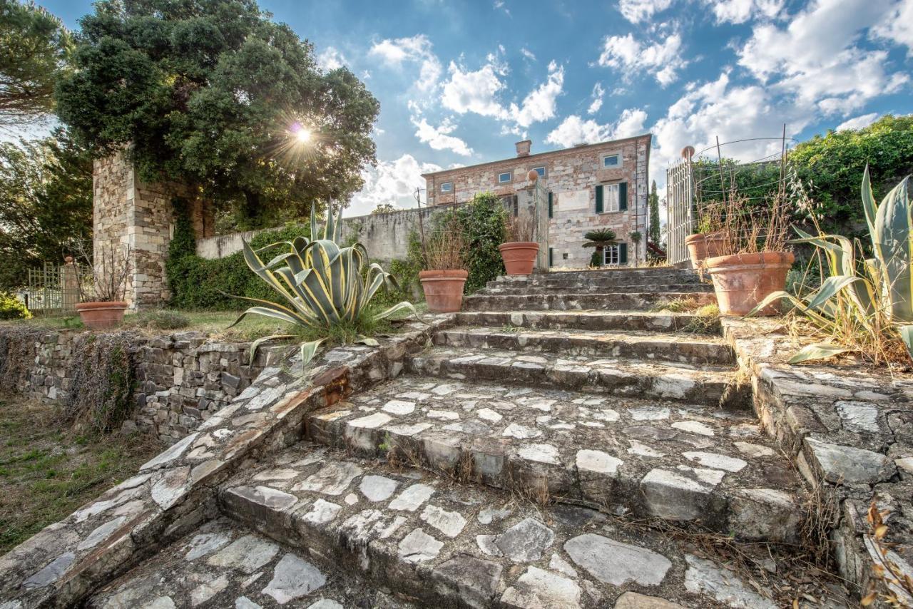 Il Castellaccio Bed & Breakfast Filettole Dış mekan fotoğraf