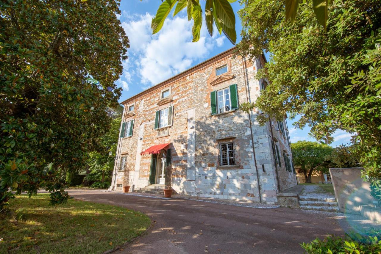 Il Castellaccio Bed & Breakfast Filettole Dış mekan fotoğraf